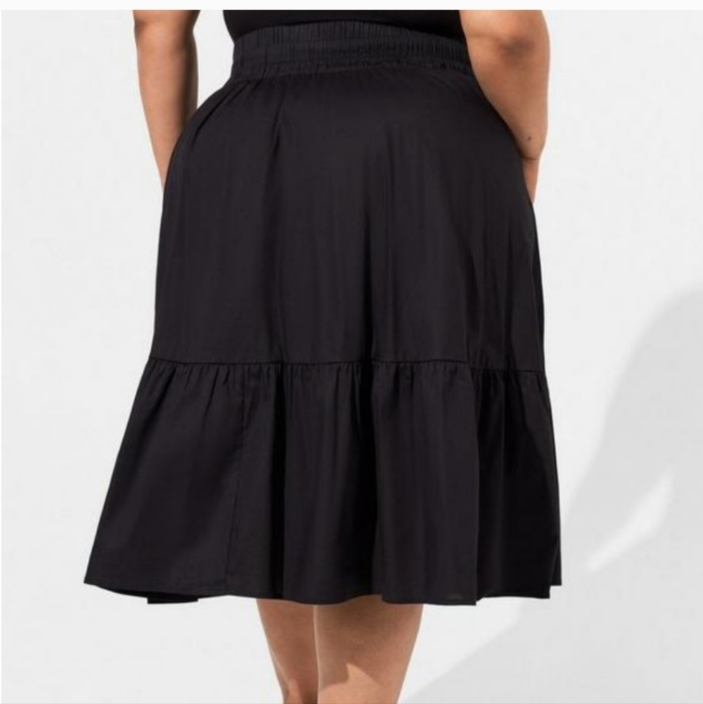 Torrid 1 14-16 New Midi Skirt